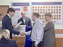 Глава управы Бескудниковского района Денис Кануков поздравил коллектив полиции района с профессиональным праздником
