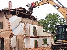 В Севастополе подписан контракт на снос спорного дома