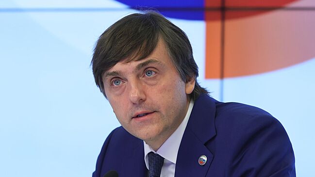 Сергей Кравцов сообщил о планах развития родительских комитетов