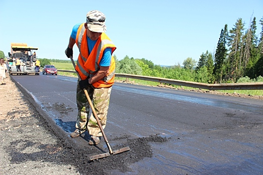 Миндортранс Удмуртии высказал претензии по ремонту дороги на границе с Кировской областью
