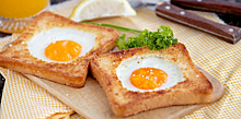 Яичница в хлебе: быстро, а главное – вкусно! Идеально на завтрак