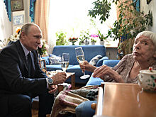 «Помилуйте Изместьева». Путин не отказал Алексеевой в юбилей