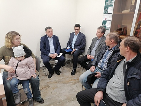 Врио заместителя губернатора Курской области Владимир Базаров провёл личный приём граждан