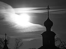 Вологжан приглашают на выставку «И в чёрном цвете можно рассмотреть радугу» (6+)