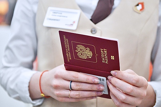 АТОР: Второй загранпаспорт полезен в качестве страховки на случай утери первого