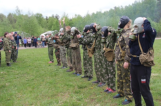 Черемушкинские школьники приняли участие в военно-патриотическом слёте «ЮНАРМИЯ»