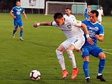 Экс-хавбек «Спартака» Леонтьев продолжит карьеру в «Чайке»