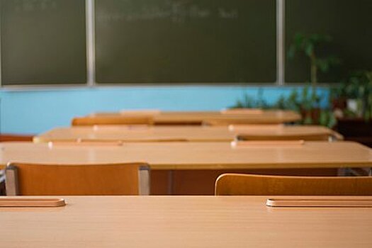 Помешанная на сексе учительница сняла интимное видео в собственном классе