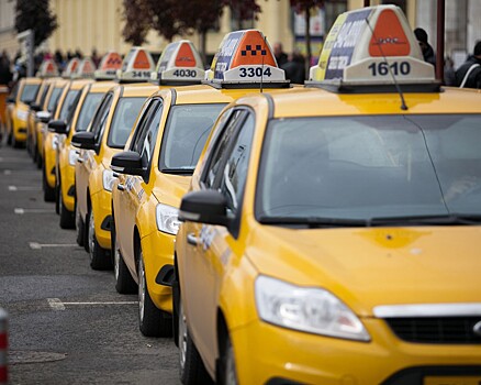 В День города костромские таксисты нажили бешеные состояния