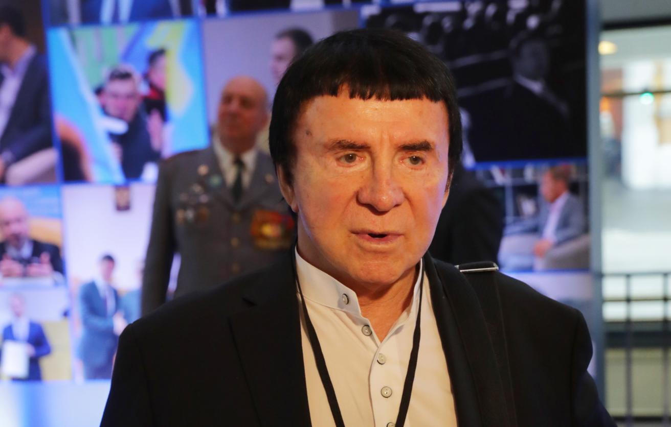 Анатолий Кашпировский раскрыл, как будет встречать Новый год