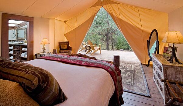 Опрос показал, насколько популярны глэмпинги в России