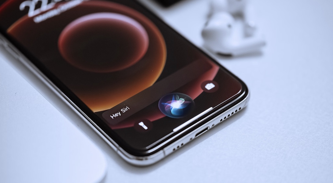 Bloomberg: Apple готовит масштабное обновление голосового помощника Siri