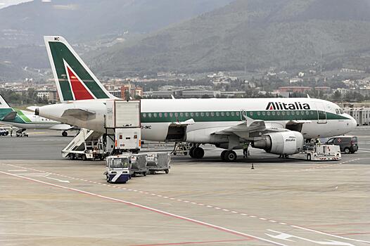 Alitalia не меняет расписание полетов в связи с перспективой ликвидации авиакомпании
