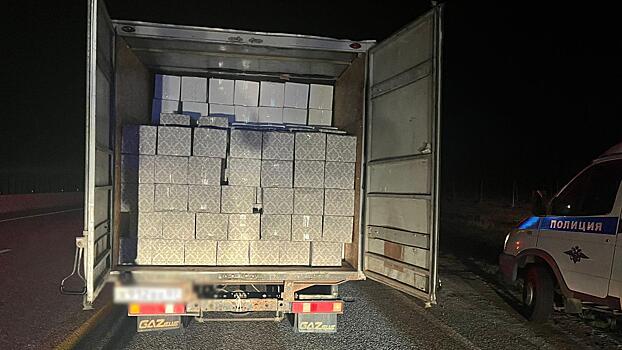 Перевозку крупной партии сомнительной водки и спирта пресекли полицейские Кабардино-Балкарии