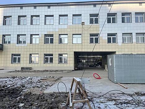 Вице-премьер Татьяна Цымпилова: «Замечаний по школе в Каштаке достаточно много и усиления со стороны концессионера мы не наблюдаем»