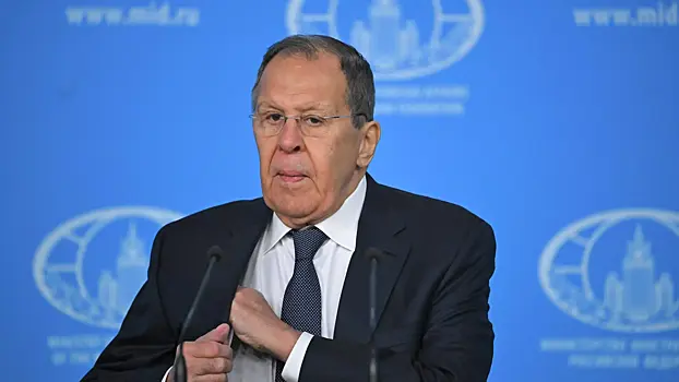 Лавров пошутил о&nbsp;связи лишения земли у&nbsp;посольства с&nbsp;вопросом Гренландии
