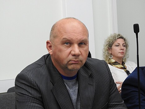 Комаров: Или любим Россию, или направляем деньги в оффшоры