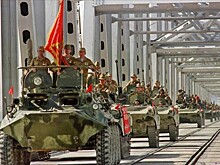 Сквозь огонь Афгана. Посетителям Музея Героев экскурсии проводит ветеран афганской войны