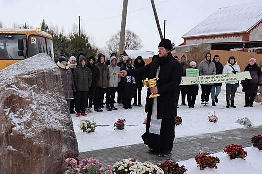 Сквер памяти воинам-землякам, погибшим на СВО, открыли в Лукоянове
