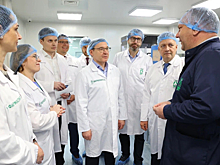 Владимир Якушев и Игорь Кобзев посетили Иркутский завод ГК Фармасинтез