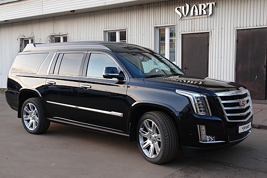 В России создали эксклюзивный офис на колесах на базе Cadillac Escalade