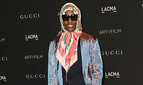 Шелковые платки – самый модный аксессуар сезона. Babushka Boi A$AP Rocky подтверждает!