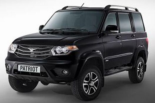 В Новокузнецке женщина попала под УАЗ Патриот