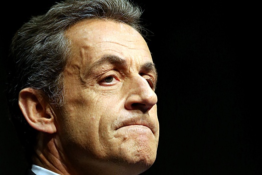 Саркози лишили ордена Почетного легиона