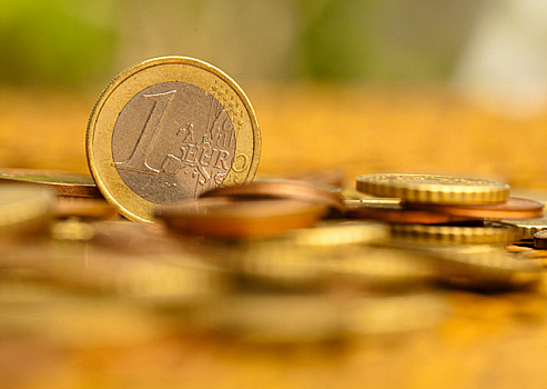 Стало известно, сколько будут стоить евро и доллар в 2021 году