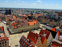 Польша переходит в режим локдауна из-за COVID-19