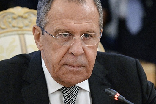 Лавров: Россия пойдет на ядерное сдерживание при размещении США ракет в АТР