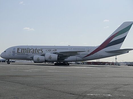 Авиакомпания Emirates планирует ввести оплату в биткоинах – СМИ
