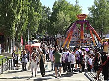 Выпускница ижевской гимназии №83 получила премию от корреспондента «RT»