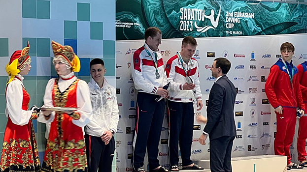 Полякова и Королева победили в синхронных прыжках с трамплина на Кубке Евразийских стран