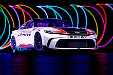 Toyota представила 700-сильную гоночную Camry для NASCAR