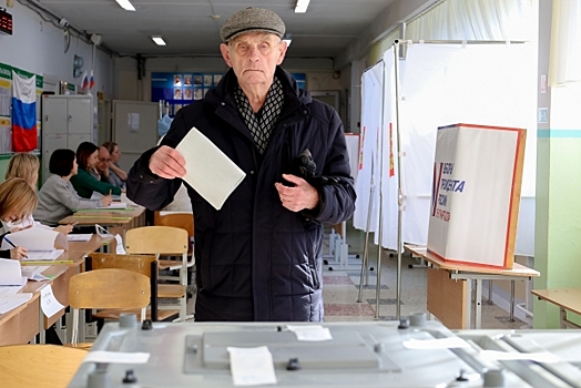 Более 60 % свердловчан проголосовали на выборах президента к полудню третьего дня