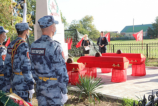 39 бойцов Красной армии были перезахоронены в день 77 годовщины освобождения Кубани