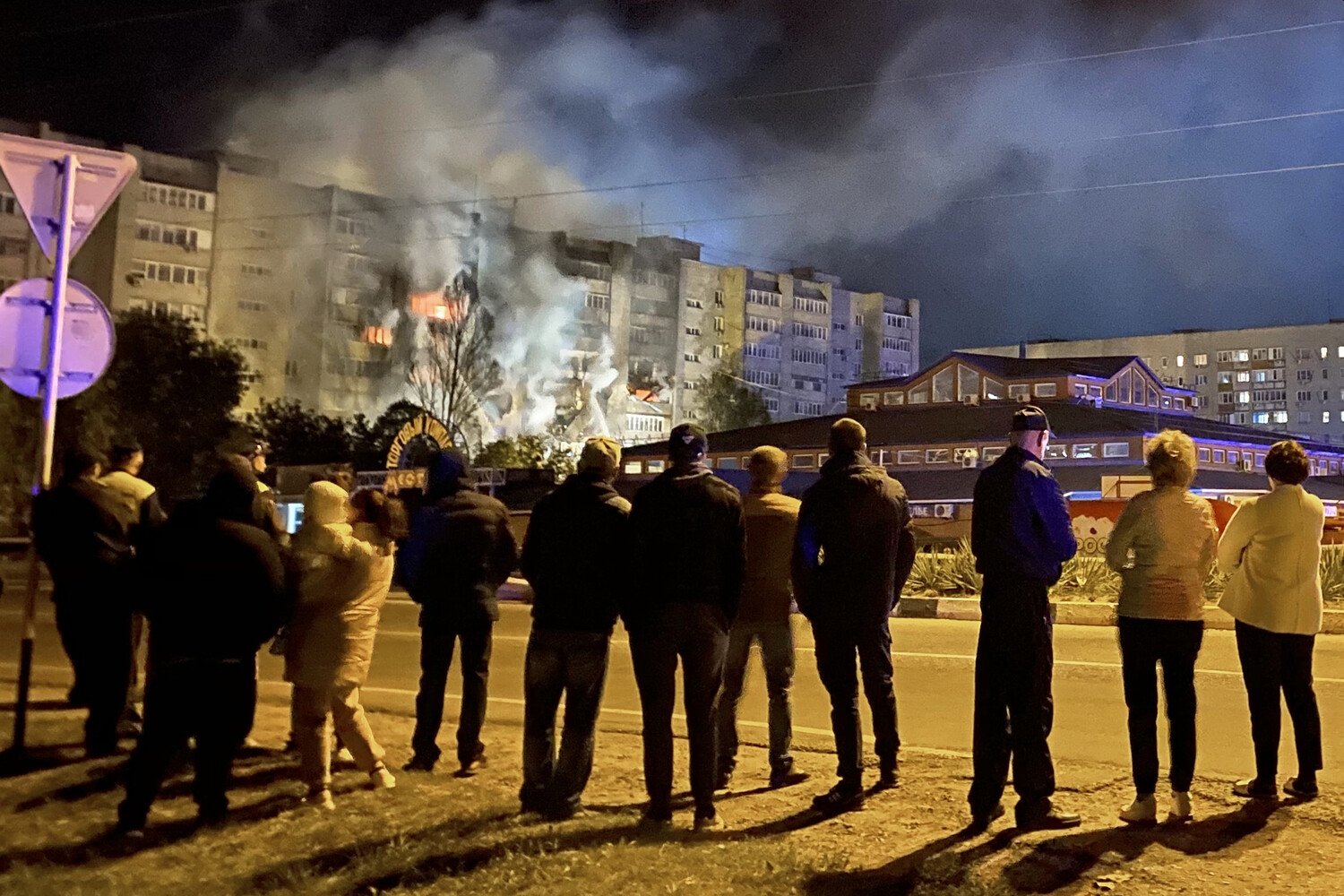 Губернатор Кондратьев: пожар на месте крушения Су-34 в Ейске локализован