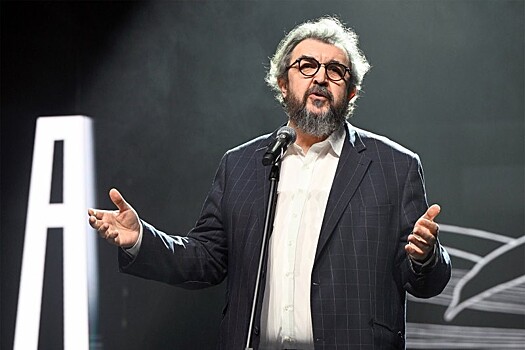 МХТ имени Чехова снимает с репертуара спектакль "Дом" с Игорем Золотовицким