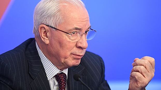 Экс-премьер Украины счел достоверными заявления бывшего сотрудника СБУ