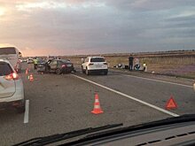 Водители и ДПС спасли неудавшегося самоубийцу на Тургеневском мосту в Краснодаре