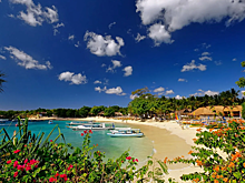 Турист из РФ назвал курорт, где не стоит увлекаться местными девушками