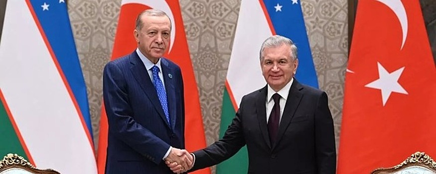 Шавкат Мирзиёев наградил президента Турции орденом «Олий Даражали Имом Бухорий»