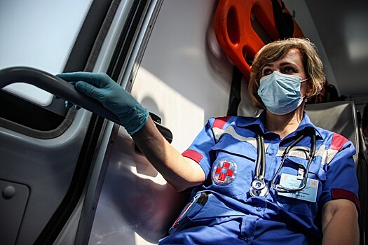 Заслуженному артисту России стало плохо на улице в Москве