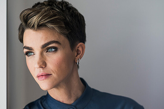 Лишившаяся роли в "Бэтвумен" Роуз сыграет в новом боевике