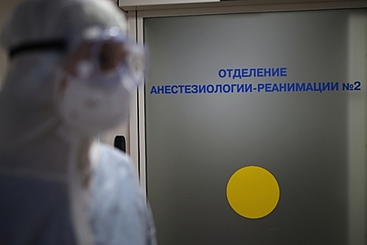 Биолог рассказал о десятках мутаций омикрона