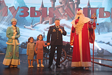 Новогодняя елка с Полицейским Дедом Морозом региона прошла в Свердловской области