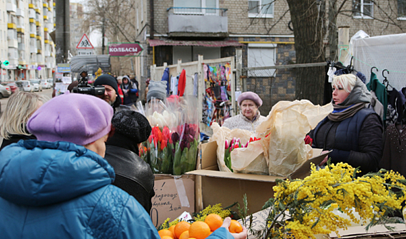 В Воронеже перед 8 Марта прошли рейды против нелегальной торговли цветами