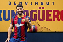 "Барселона" объявила о переходах Агуэро и Гарсии из "Манчестер Сити"