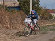 Мальчик из Самойловского района уехал на велосипеде искать собаку и потерялся